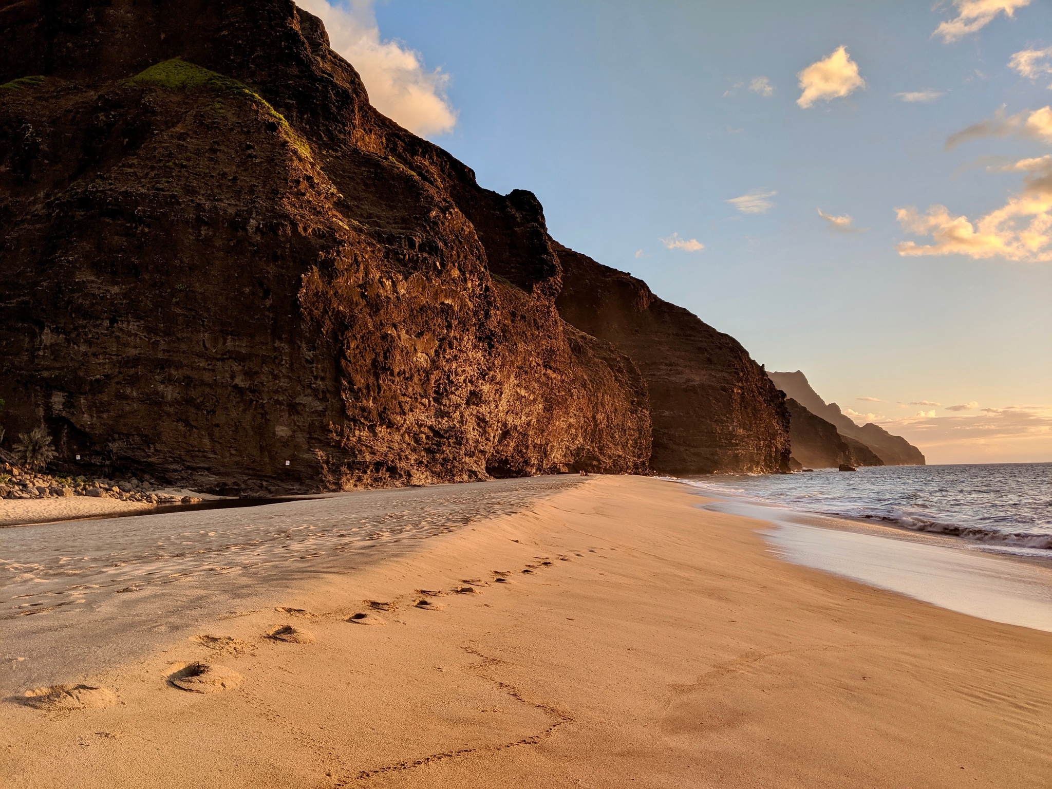 Kalalau trail hike in Kauai, HI